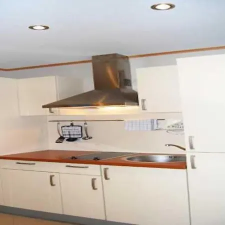 Apartment Mirow, *